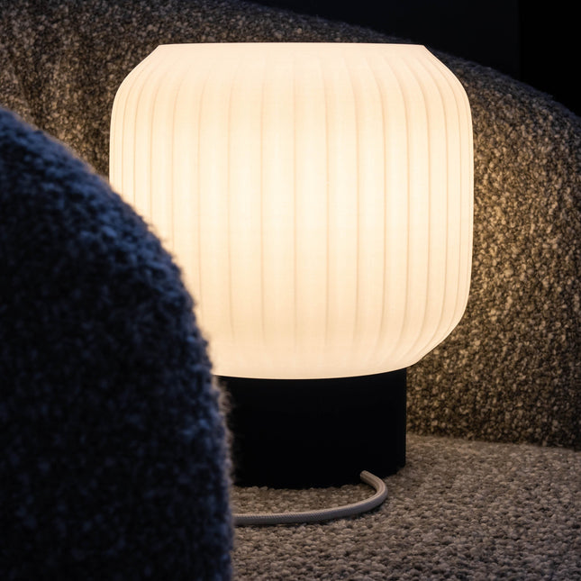 „Boofa“ Stalinė Lempa – Šiuolaikinio Dizaino Figūrinis Šviestuvas