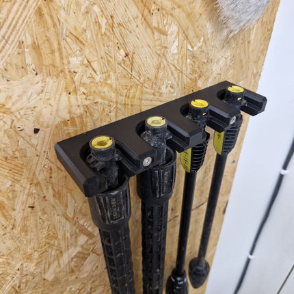 Sieninis laikiklis Kärcher aksesuarams – 4 laikiklių versija