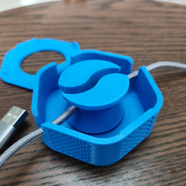 Kabelių tvarkyklė Pro