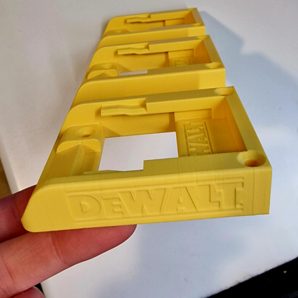 Dewalt 18V / 20V Akumuliatorių Trigubas Laikiklis