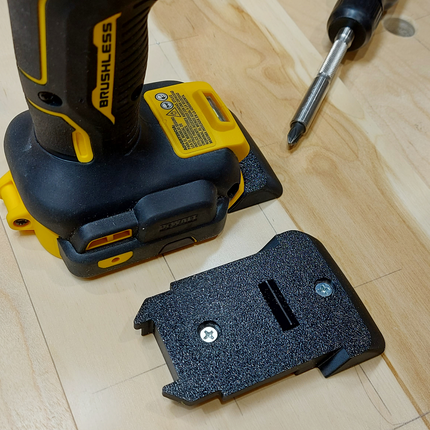 DEWALT 20V Įrankių Laikiklis su Fiksatoriumi