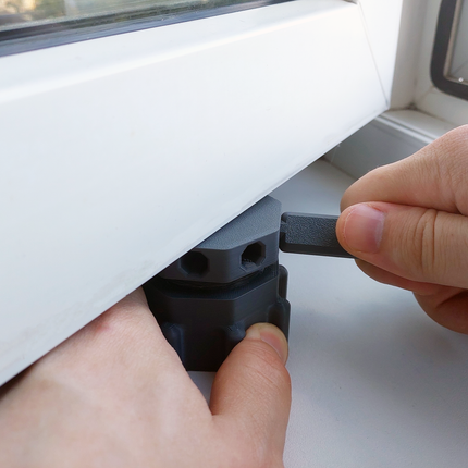 Reguliuojamo Aukščio Sraigtinė Atrama / Keltuvas – Universalus Palaikymo Įrankis