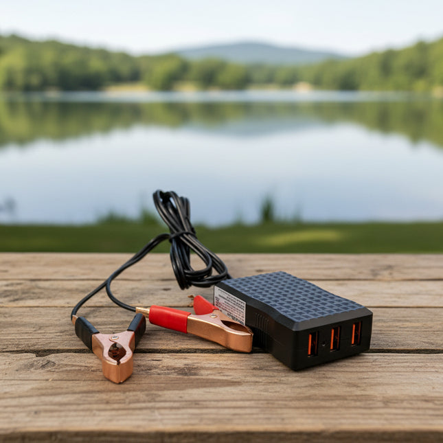 Universalus 12V-24V Akumuliatorinis Įkroviklis su 3 USB Jungtimis