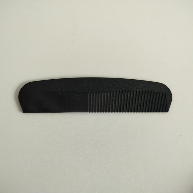 Klasikinės Kišeninės Šukos – Kasdieniam Stiliaus Formavimui