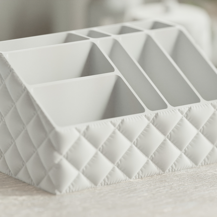 Kosmetikos organizatorius vonios kambariui