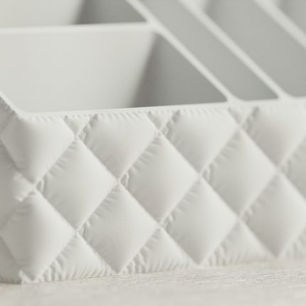 Kosmetikos organizatorius vonios kambariui