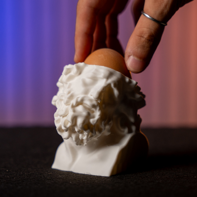 Meninė Kiaušinių Taurė „Laokoono Atgarsis“