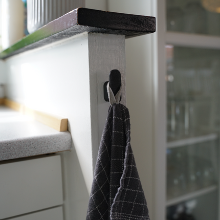 Minimalistinis sieninis rankšluosčių laikiklis – 2 dalių komplektas