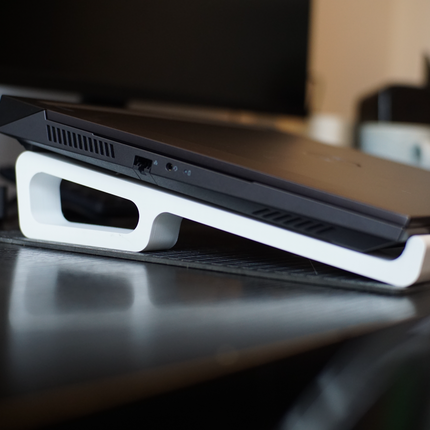 Ergonomiškas nešiojamojo kompiuterio stovas (su vėdinimo technologija)