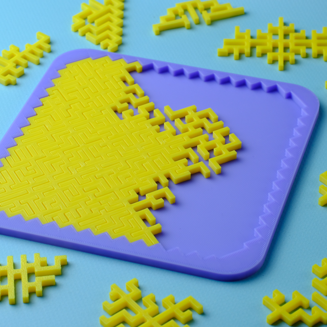 Abstraktus Geometrinis Galvosūkis „Dešimtainis Iššūkis“