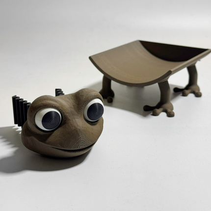 Varlius – žaismingas tualetinio popieriaus laikiklis