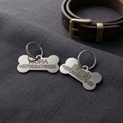 Personalizuotas metalinis pakabukas augintiniui su graviravimu (Kauliukas)