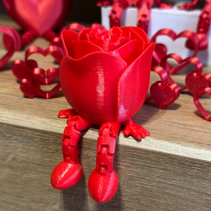 „Rose Pal“ – Žaisminga Rožė su judančiomis kojomis