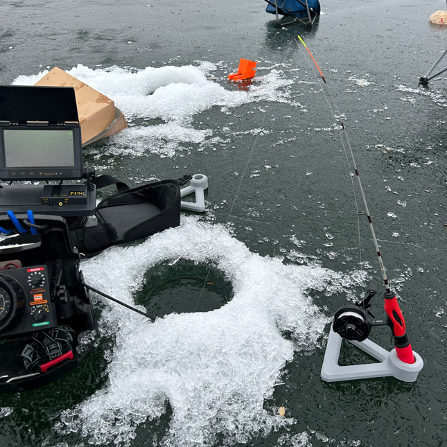 Meškerės laikiklis poledinei žūklei