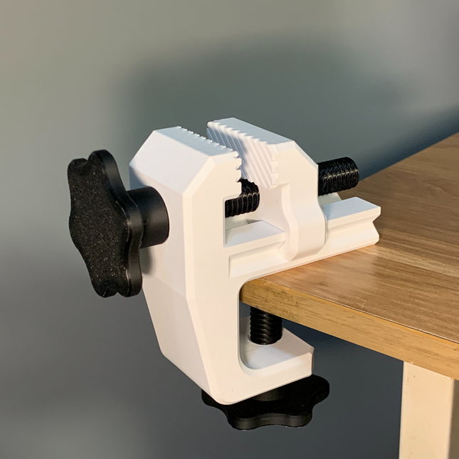 Universalus stalinis spaustuvas Mini