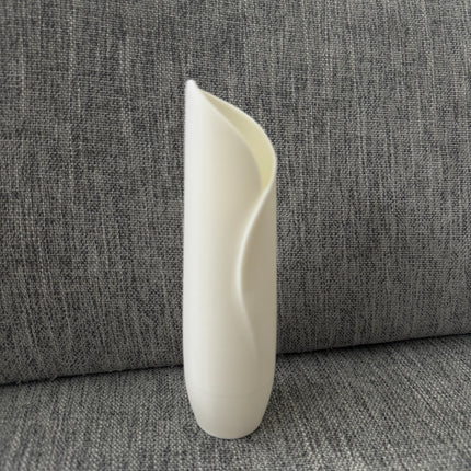 Elegantiška Siaura Vaza