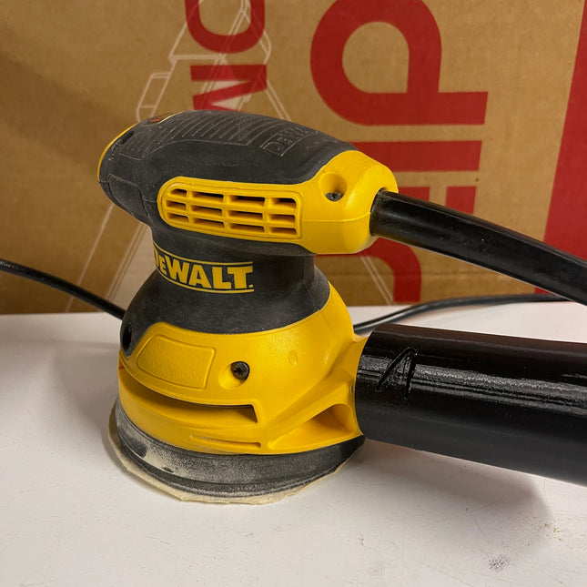 DEWALT Ekscentrinio Šlifuoklio Vakuminis Adapteris su Fiksatoriumi