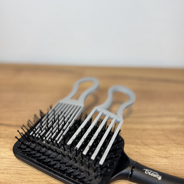 Plaukų Šepečių Ir Šukų Valiklis