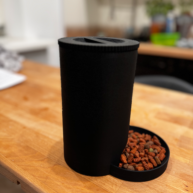 „EcoBalance“ – Išmanusis automatinis sauso maisto dozatorius