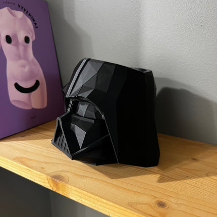 Moderni vaza "Darth Vader"