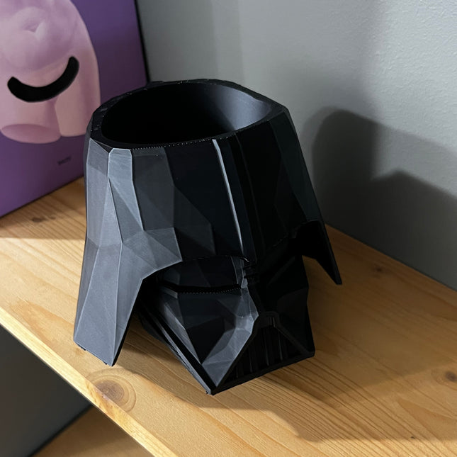 Moderni vaza "Darth Vader"