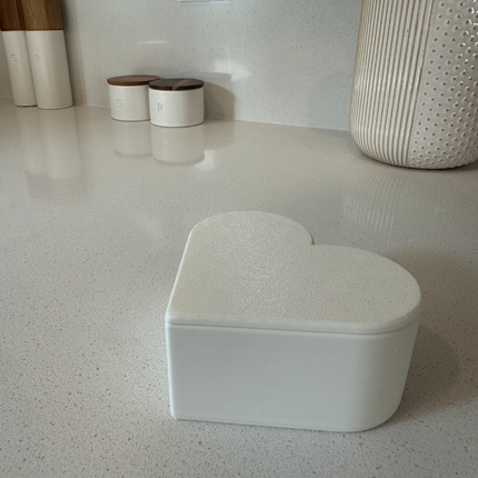 „Crystal Heart“ – Moderni Dovanų Dėžutė