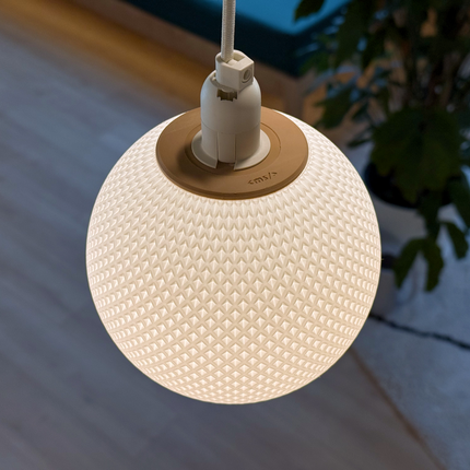 Pakabinamo Šviestuvo Gaubtas „Šachmatų Lenta“ – 15 cm Sfera