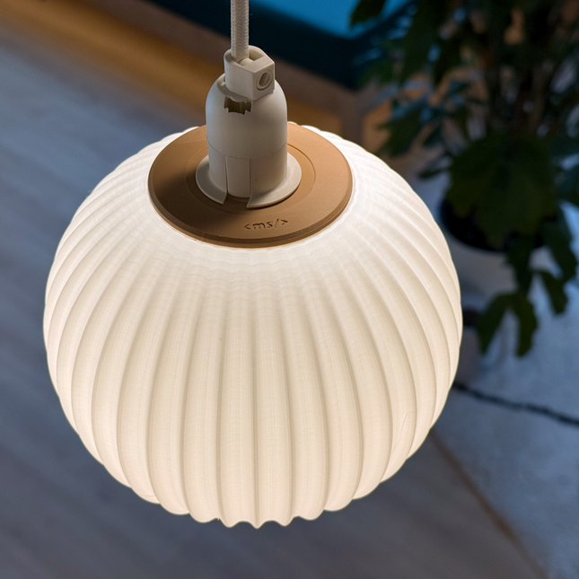 Pakabinamo Šviestuvo Gaubtas „Kylantis Raštas“ – 15 cm Sfera