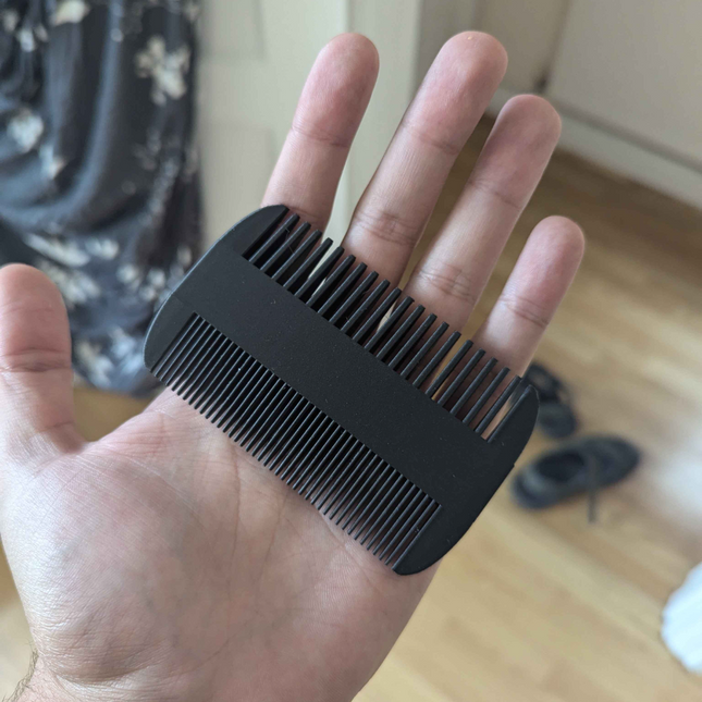 Universalios Dvigubos Šukos: Barzdai Ir Plaukams