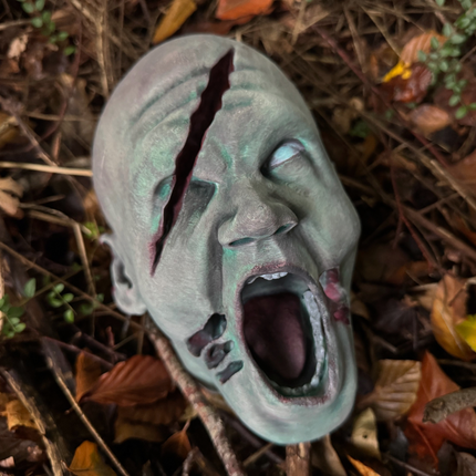 XL zombio galva dekoracijai Helovynui