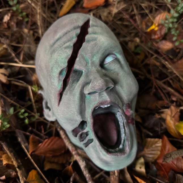 XL zombio galva dekoracijai Helovynui