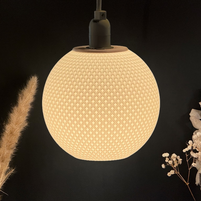 Pakabinamo Šviestuvo Gaubtas „Šachmatų Lenta“ – 15 cm Sfera