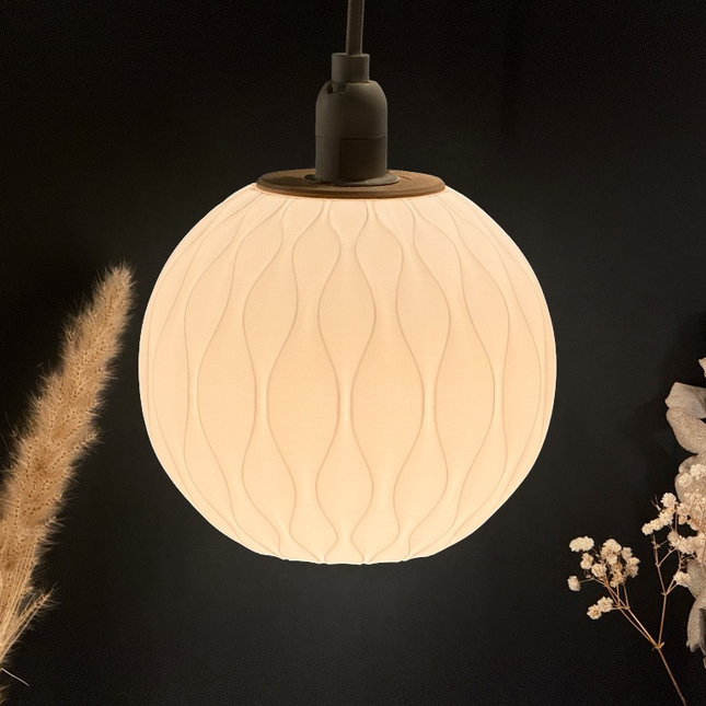 Pakabinamo Šviestuvo Gaubtas „Kreivų Linijų Sfera“ – 15 cm