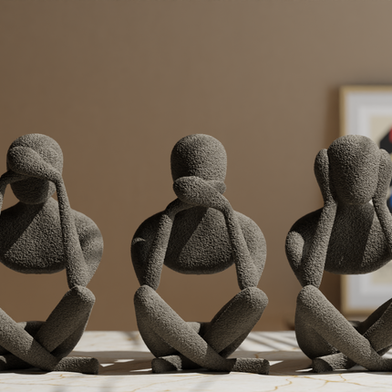 Moderni Trijulė - Negirdėti, Nematyti, Nesakyti