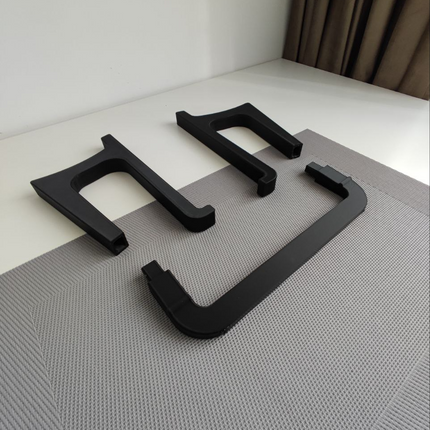 „AuraDesk“ – Elegantiškas Nešiojamojo Kompiuterio Atramos Rinkinys