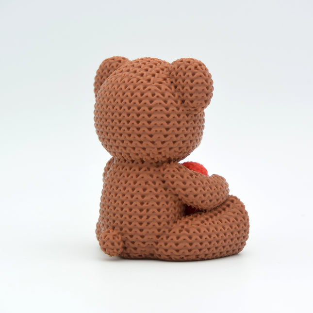 „Meilės Meškutis“ – Megzto rašto jaukumas