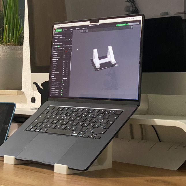 „AirLift M2“ Elegantiškas Nešiojamojo Kompiuterio Stovas – Sukurtas „MacBook Air“