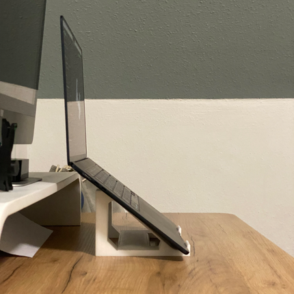 „AirLift M2“ Elegantiškas Nešiojamojo Kompiuterio Stovas – Sukurtas „MacBook Air“