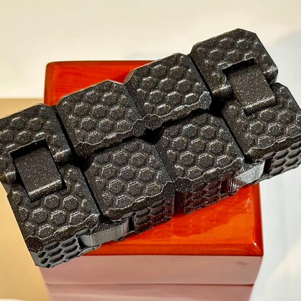 Ergonomiškas Begalybės Kubas (Infinity Cube)