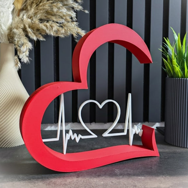 „Heartbeat of Love“ – Simbolinė Meilės Ritmo Dekoracija